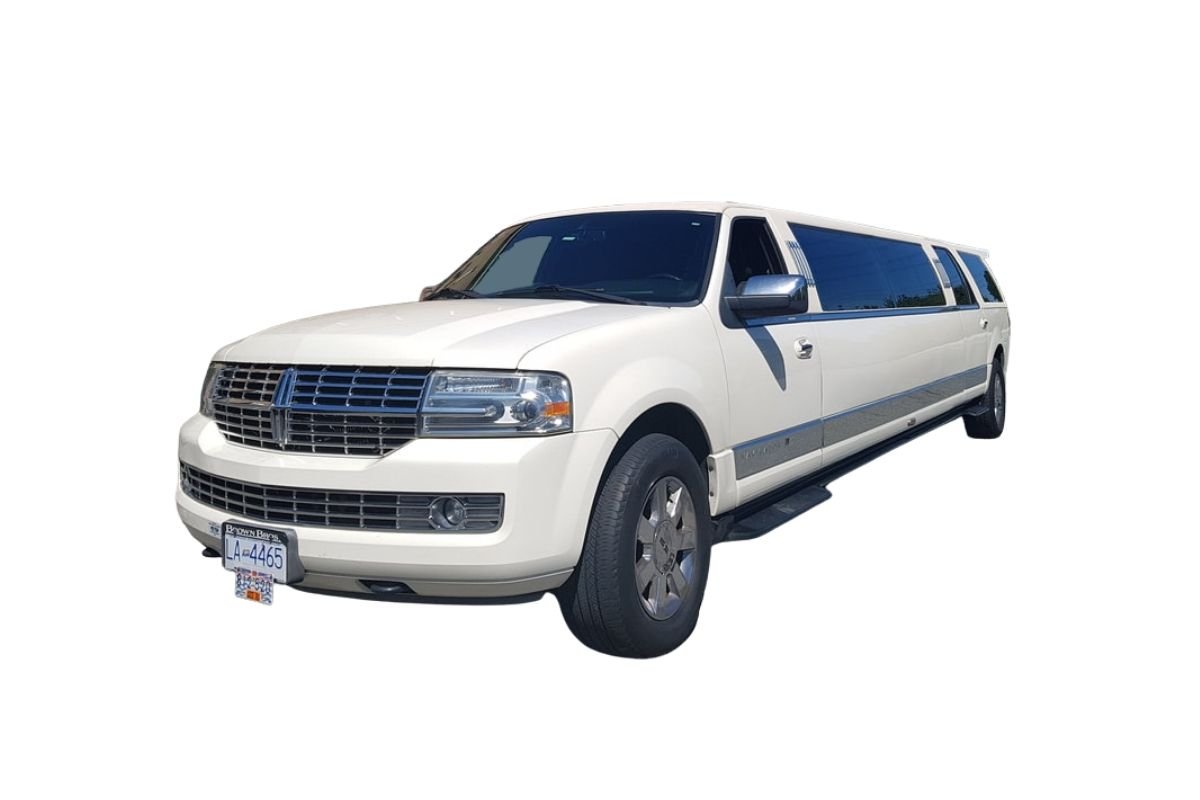 White Lincoln Navigator SUV Limo, Kavanagh Limousine, Vancouver, Langley, Surrey, BC